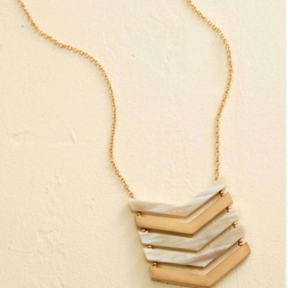Golden Arrows Necklace